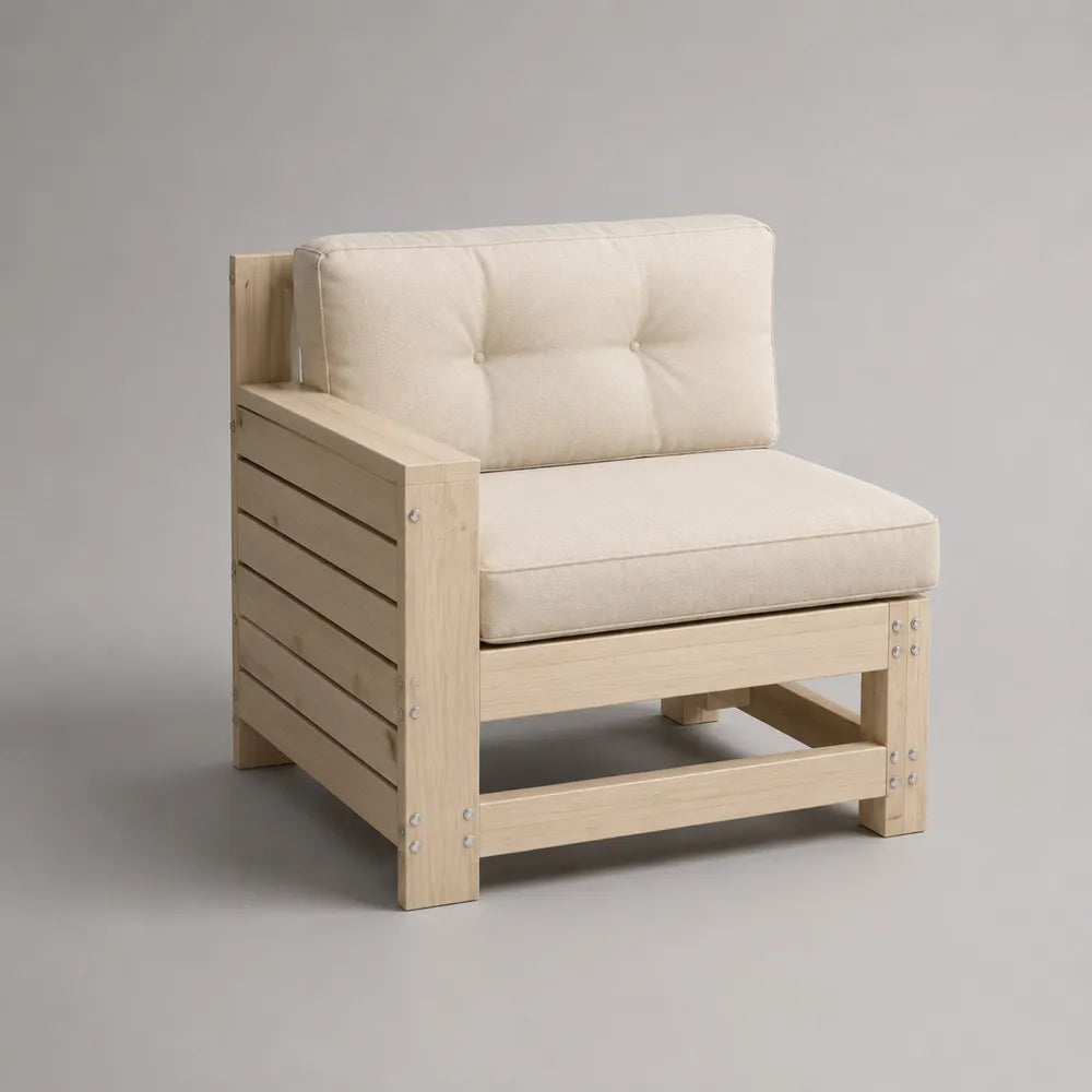 Poltrona con cuscini 75 x 80 x 80 cm in legno massello naturale con schienale e seduta imbottiti in tessuto poliestere beige struttura a doghe laterali
